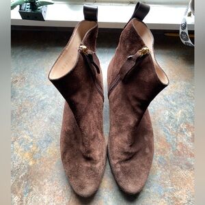 Stuart Weitzman Riley Flat Ankle Boot brown Suede Lug Sole Made in Spain 9